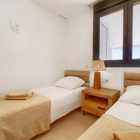 Nerea Beachfront Direct Access Dénia
